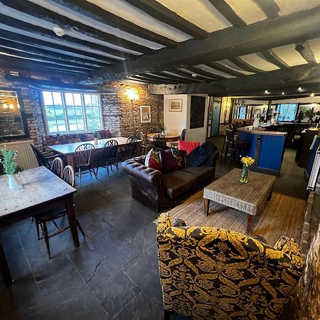 מלון טטברי The Holford Arms מראה חיצוני תמונה